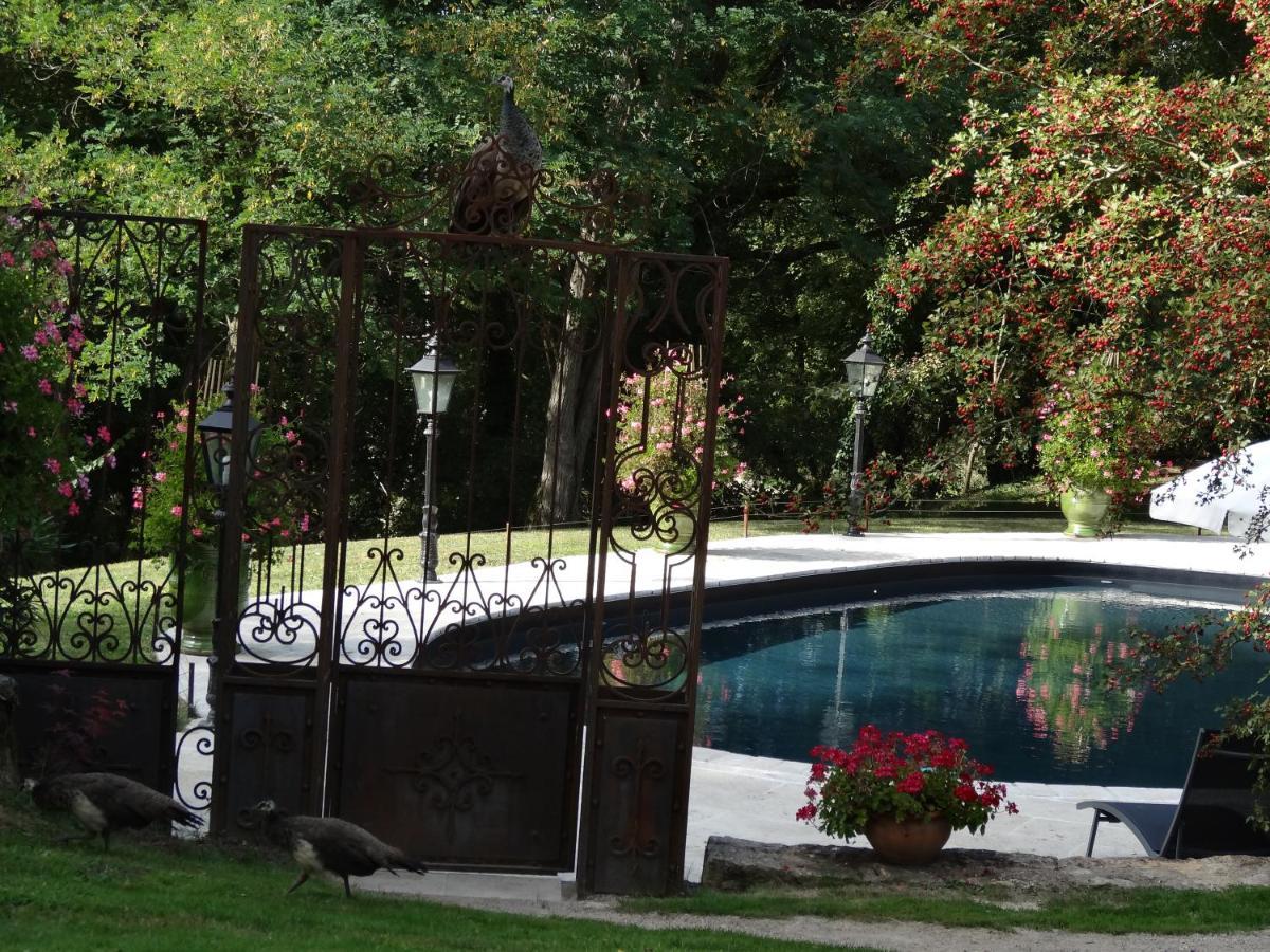 Hostellerie Restaurant Les Gorges De L'Aveyron Bruniquel Exterior foto